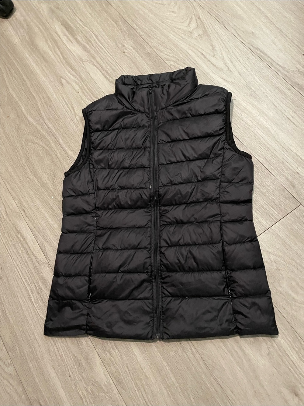 Lightweight Black Quilted Puffer Vest - Women